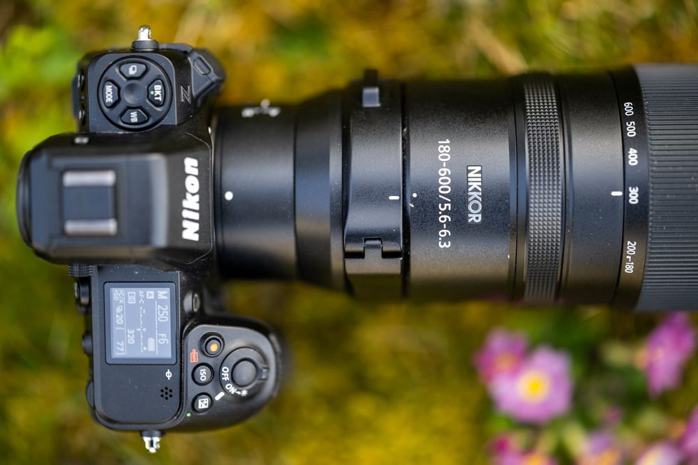 As one of just a few photographers, I was allowed to test the new Nikon 180-600 mm for the Z-mount at the beginning of the year. You can find my opinion and many of the pictures I took with it in this article.