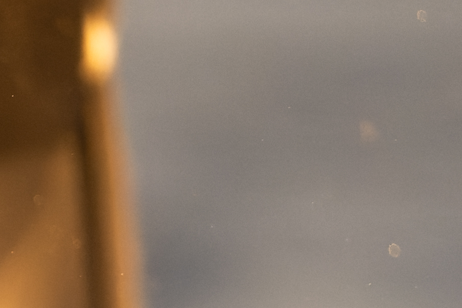 Knöpfe und Fokus- und Zoomring des Nikon Z 800mm f/6.3.