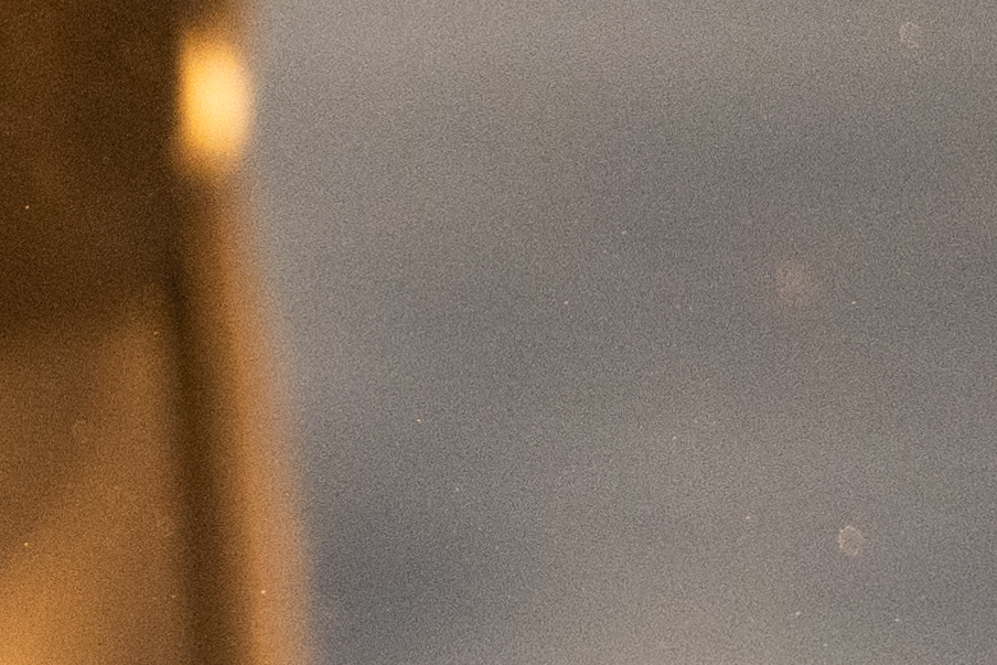 Knöpfe und Fokus- und Zoomring des Nikon Z 800mm f/6.3.