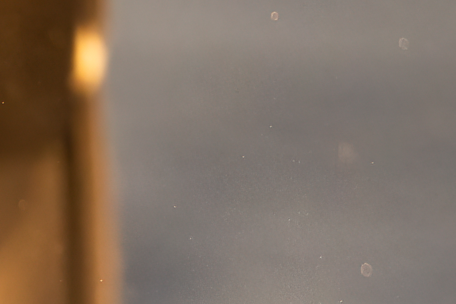 Knöpfe und Fokus- und Zoomring des Nikon Z 800mm f/6.3.