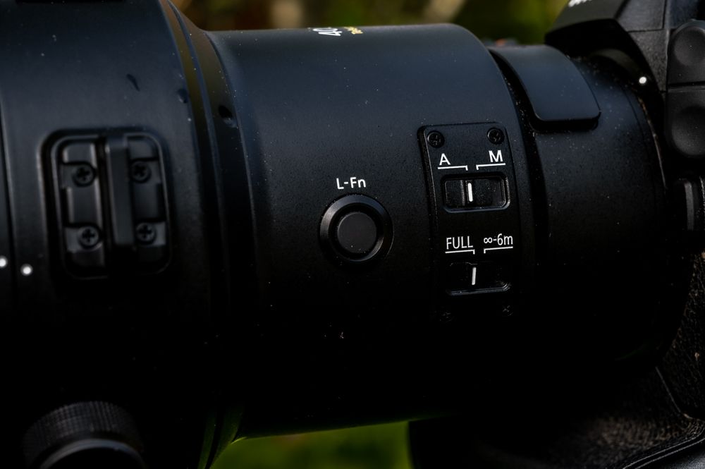 Die Knöpfe des Nikon Z 400mm f/2.8.